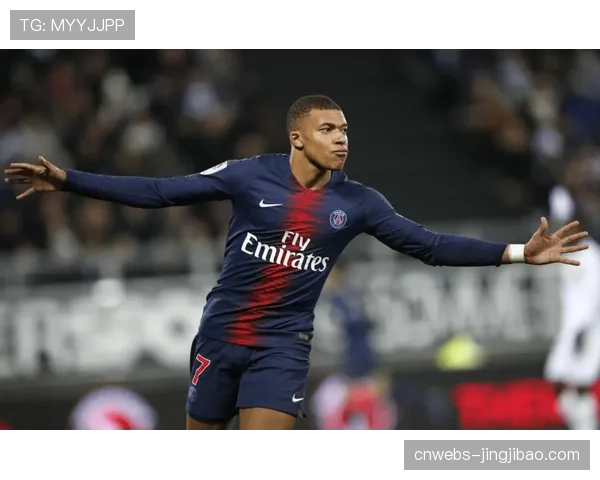 半场：马竞主场0-1落后巴黎，姆巴佩反击单刀破门